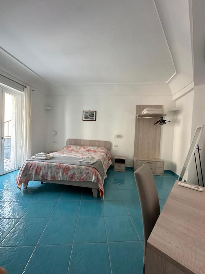 De Riso Apartments Luxury Amalfi Coast ミノーリ エクステリア 写真